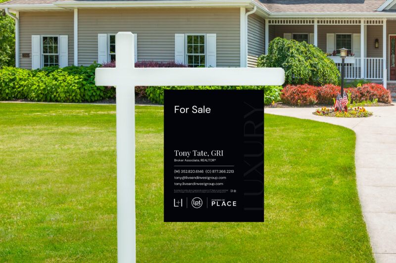 Live and Invest Group 24x30 Luxury For Sale Signs